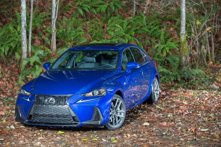  Lexus IS350 AWD F-Sport 2016 года  (NA) (фото 15 из 40)